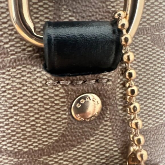 Brand new large Coach tote and shoulder bag - Picture 9 of 14